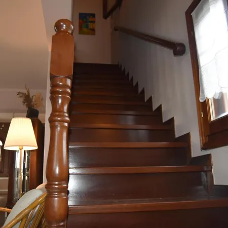 Vakantiehuis Amazing Sea View House With Private Beach